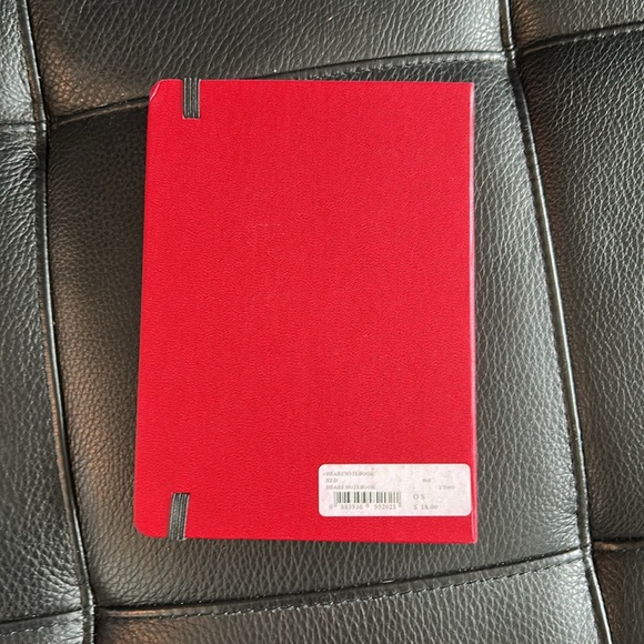Marc Jacobs Red Heart Notebook - Picture 2 of 2